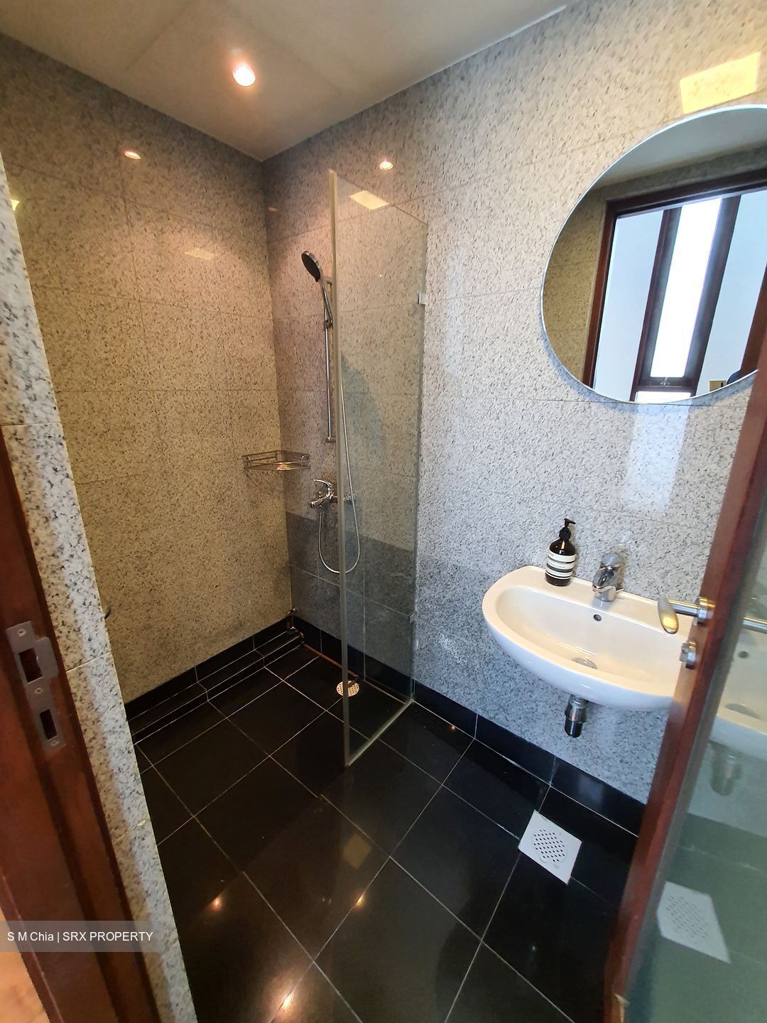 Kim Yam Road (D9), Office #503424911